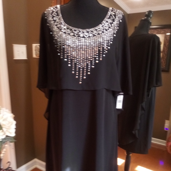 COPY - Dress - Picture 6 of 6